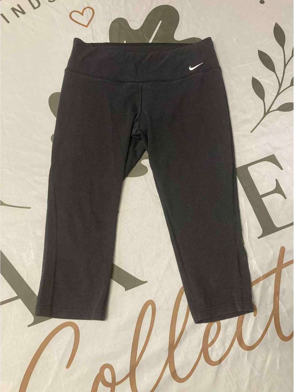 Nike Black Cropped Leggings with Logo, Size M